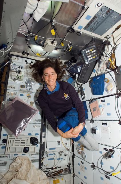 Barbara Morgan in space with STS-118