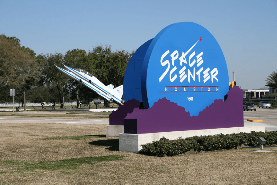 A leading science and space learning center, Space Center Houston draws 1 million visitors annually and is Houston’s first and only Smithsonian Affiliate.